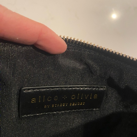 ALICE +OLIVIA Stace Face Woven Embellished Clutch-NEW - Picture 7 of 9